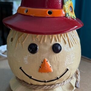 Scentsy Scarecrow wax warmer